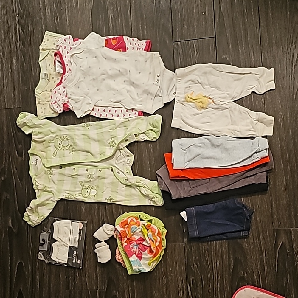 Size 3 months old clothes